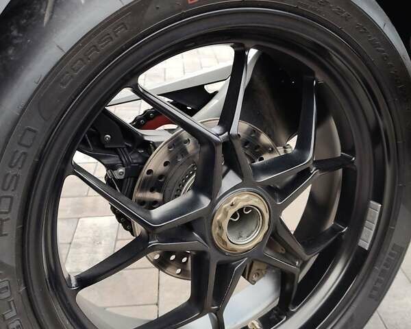 МВ Агуста Rivale, объемом двигателя 0.8 л и пробегом 9 тыс. км за 9600 $, фото 6 на Automoto.ua