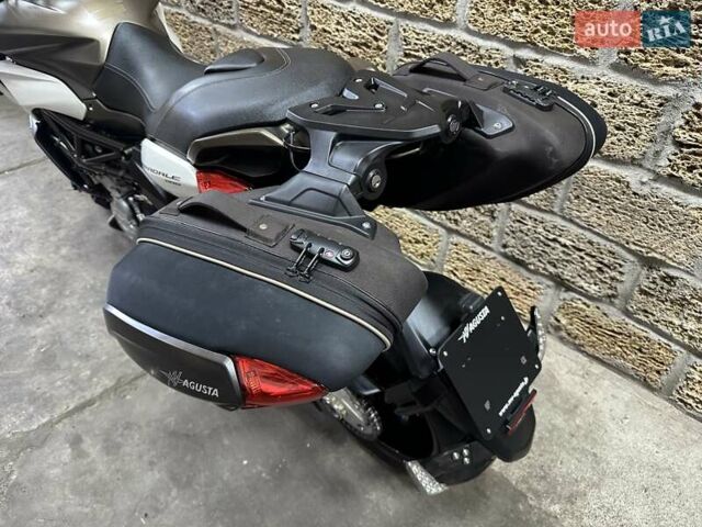 МВ Агуста Stradale 800, об'ємом двигуна 0 л та пробігом 5 тис. км за 7800 $, фото 7 на Automoto.ua