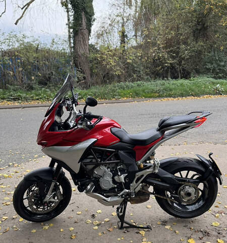 Красный МВ Агуста TURISMO VELOCE, объемом двигателя 0.8 л и пробегом 23 тыс. км за 7000 $, фото 2 на Automoto.ua