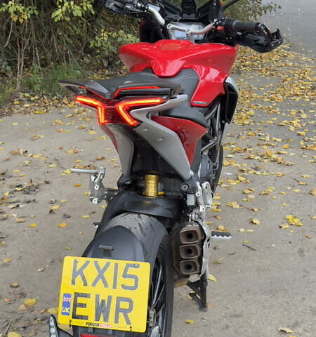 Красный МВ Агуста TURISMO VELOCE, объемом двигателя 0.8 л и пробегом 23 тыс. км за 7000 $, фото 6 на Automoto.ua