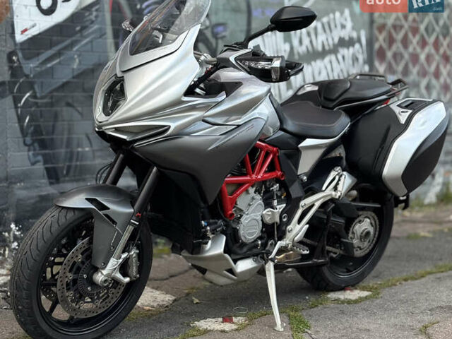 МВ Агуста TURISMO VELOCE, об'ємом двигуна 0 л та пробігом 22 тис. км за 10800 $, фото 5 на Automoto.ua