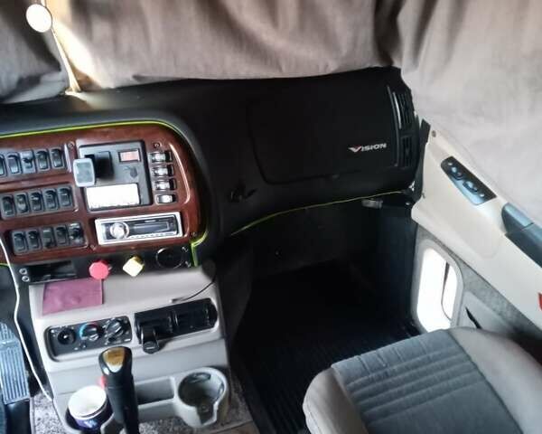 Білий МАК Vision, об'ємом двигуна 12 л та пробігом 100 тис. км за 22000 $, фото 6 на Automoto.ua