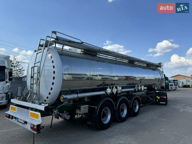 Магиар СР 2005 в Виннице на Automoto.ua Зеленый Магиар СР, объемом двигателя 0 л и пробегом 100 тыс. км за 34000 $, фото 6 на Automoto.ua