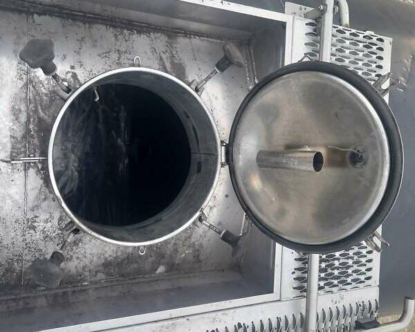 Черный Магиар S34SDC1NE, объемом двигателя 0 л и пробегом 300 тыс. км за 18000 $, фото 18 на Automoto.ua