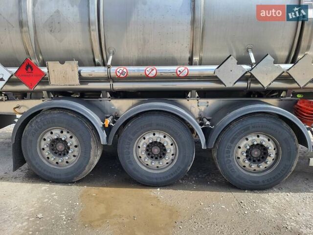 Серый Магиар S38DD3, объемом двигателя 0 л и пробегом 600 тыс. км за 33500 $, фото 4 на Automoto.ua