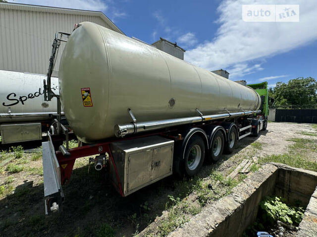 Красный Магиар SR34BT, объемом двигателя 0 л и пробегом 999 тыс. км за 25000 $, фото 2 на Automoto.ua