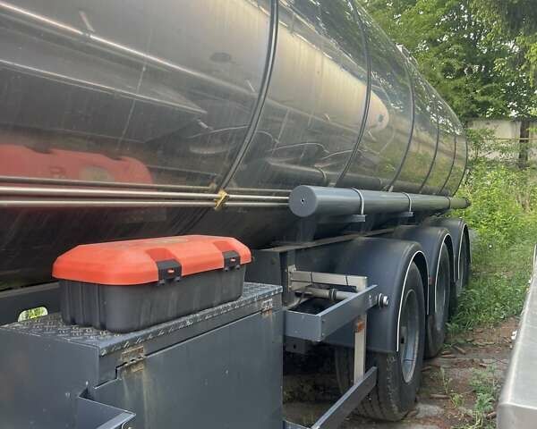 Магиар SR34E 1997 в Бару на Automoto.ua Красный Магиар SR34E, объемом двигателя 0 л и пробегом 500 тыс. км за 16000 $, фото 6 на Automoto.ua