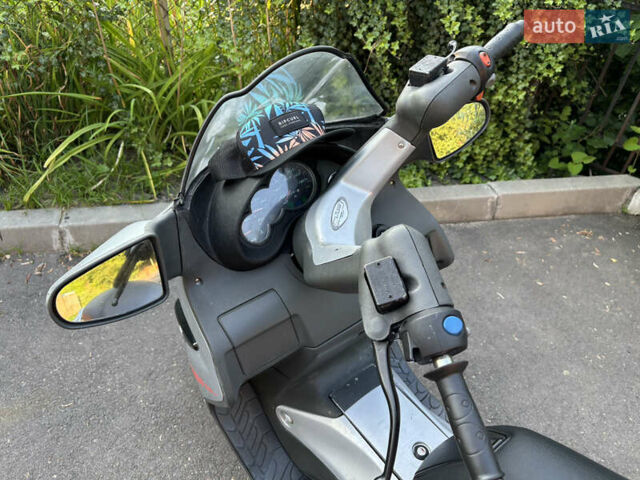 Серый Малагути Мэдисон, объемом двигателя 0.15 л и пробегом 33 тыс. км за 900 $, фото 2 на Automoto.ua