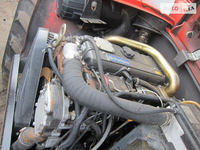 Красный Маниту 1740, объемом двигателя 4.4 л и пробегом 9 тыс. км за 29999 $, фото 9 на Automoto.ua