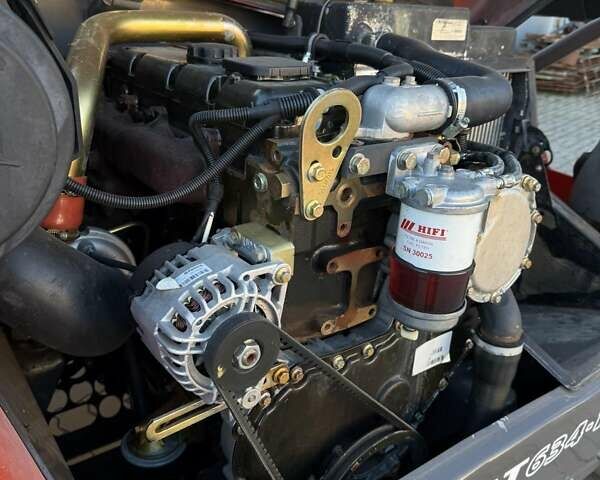 Красный Маниту MLT 634-120 LSU, объемом двигателя 4.4 л и пробегом 6 тыс. км за 37500 $, фото 29 на Automoto.ua