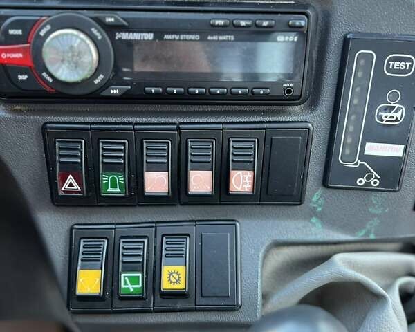 Красный Маниту MLT 730-120 LS, объемом двигателя 4.4 л и пробегом 5 тыс. км за 36500 $, фото 14 на Automoto.ua