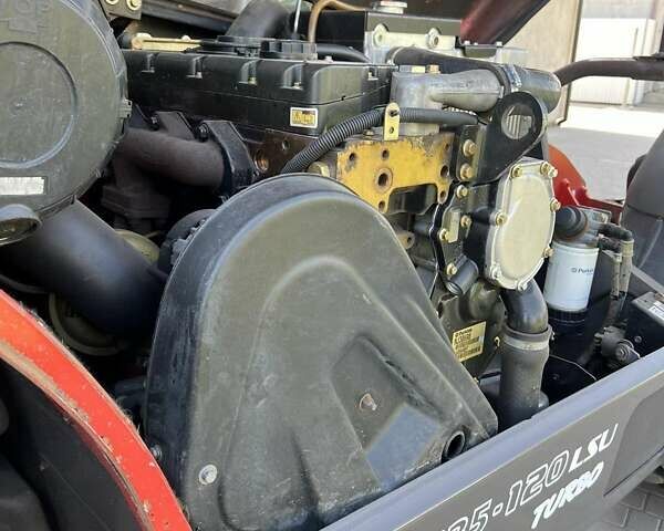 Красный Маниту MLT 735-120 LSU, объемом двигателя 4.4 л и пробегом 6 тыс. км за 47500 $, фото 24 на Automoto.ua