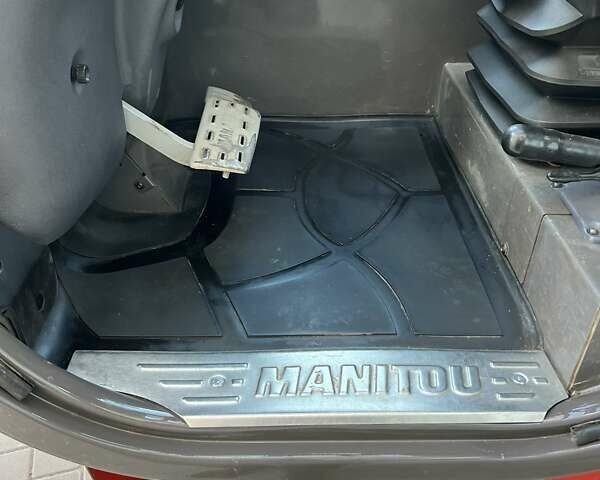 Красный Маниту MLT 735-120 LSU, объемом двигателя 4.4 л и пробегом 6 тыс. км за 47500 $, фото 10 на Automoto.ua
