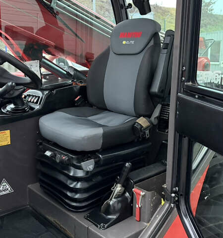 Красный Маниту MLT 741-120 LSU, объемом двигателя 3.6 л и пробегом 5 тыс. км за 73862 $, фото 12 на Automoto.ua