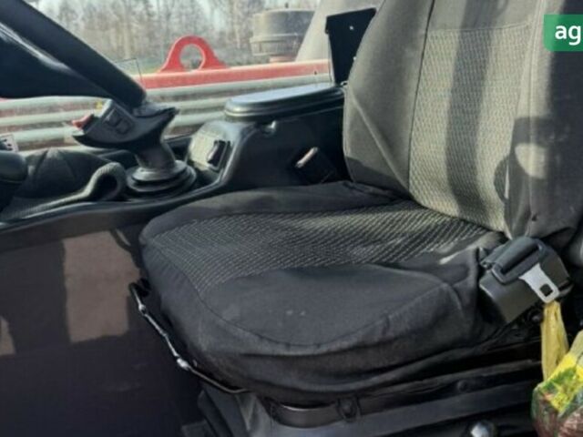 Маніту MLT Х735 ТLSU, об'ємом двигуна 4.4 л та пробігом 0 тис. км за 63967 $, фото 4 на Automoto.ua