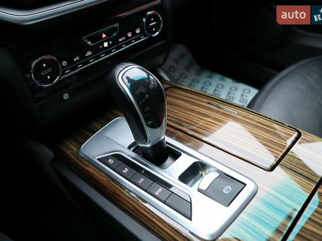 Белый Мазерати Гибли, объемом двигателя 3 л и пробегом 80 тыс. км за 26700 $, фото 30 на Automoto.ua