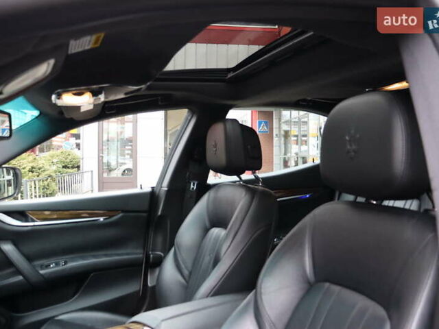 Белый Мазерати Гибли, объемом двигателя 3 л и пробегом 80 тыс. км за 26700 $, фото 16 на Automoto.ua