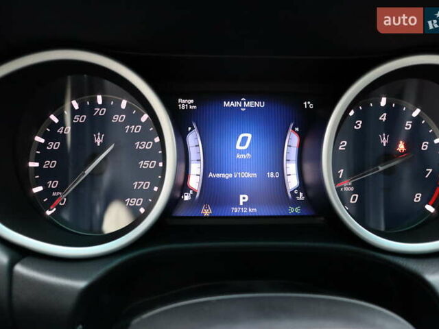 Белый Мазерати Гибли, объемом двигателя 3 л и пробегом 80 тыс. км за 26700 $, фото 21 на Automoto.ua