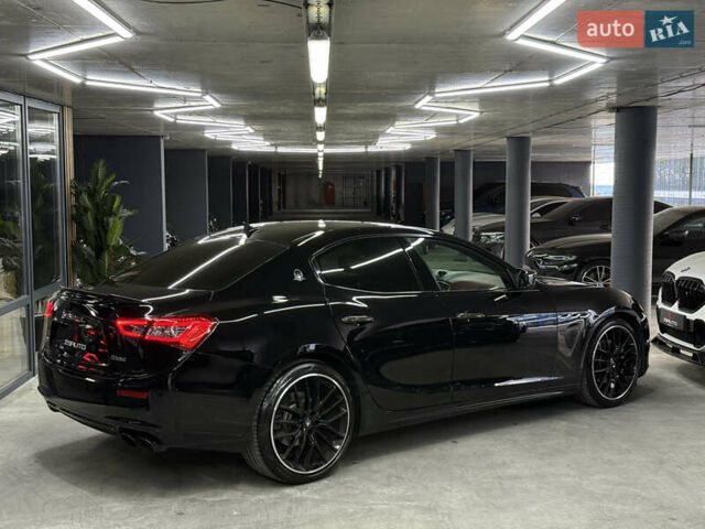 Черный Мазерати Гибли, объемом двигателя 3 л и пробегом 146 тыс. км за 25900 $, фото 14 на Automoto.ua