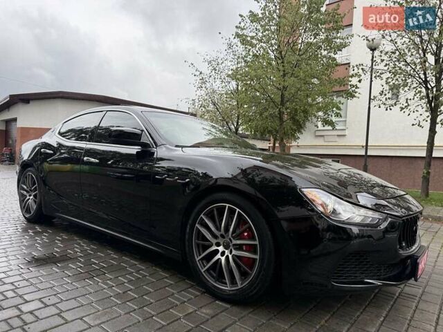 Черный Мазерати Гибли, объемом двигателя 2.98 л и пробегом 91 тыс. км за 24950 $, фото 3 на Automoto.ua
