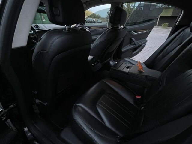 Черный Мазерати Гибли, объемом двигателя 3 л и пробегом 73 тыс. км за 332 $, фото 8 на Automoto.ua