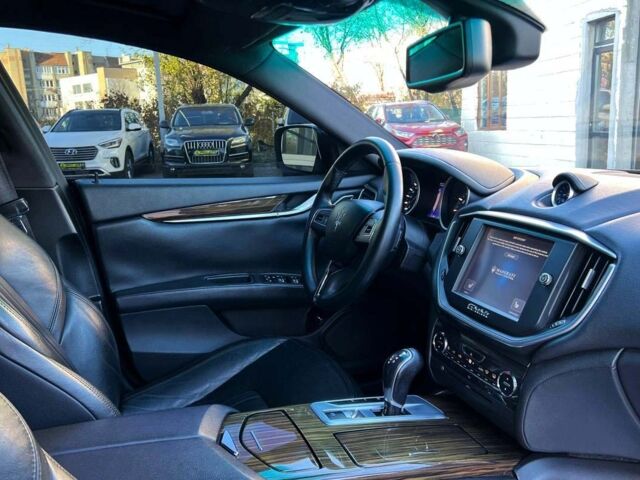 Чорний Мазераті Ghibli, об'ємом двигуна 3 л та пробігом 64 тис. км за 28500 $, фото 19 на Automoto.ua