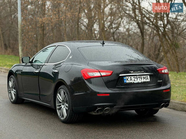 Черный Мазерати Гибли, объемом двигателя 3 л и пробегом 124 тыс. км за 14900 $, фото 4 на Automoto.ua