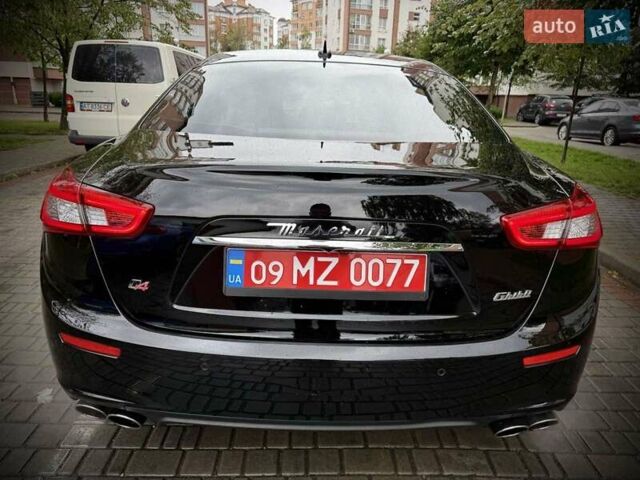 Черный Мазерати Гибли, объемом двигателя 2.98 л и пробегом 91 тыс. км за 24950 $, фото 6 на Automoto.ua