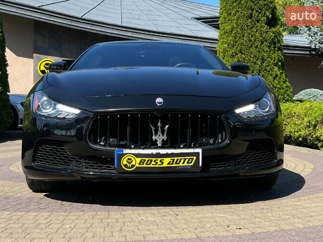 Черный Мазерати Гибли, объемом двигателя 3 л и пробегом 151 тыс. км за 21700 $, фото 1 на Automoto.ua
