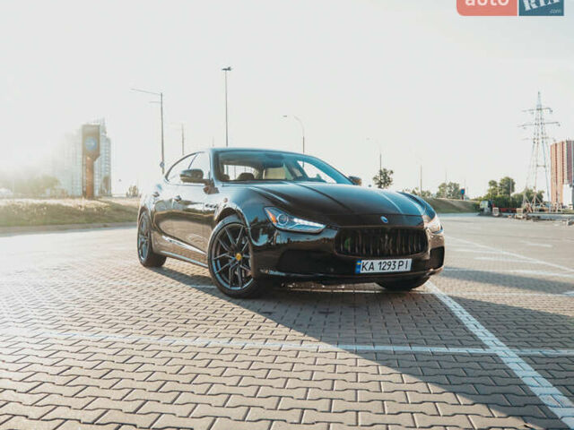 Чорний Мазераті Ghibli, об'ємом двигуна 2.98 л та пробігом 82 тис. км за 27000 $, фото 5 на Automoto.ua