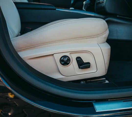 Чорний Мазераті Ghibli, об'ємом двигуна 2.98 л та пробігом 82 тис. км за 27000 $, фото 11 на Automoto.ua