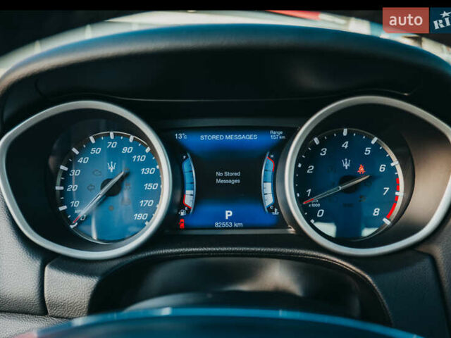 Чорний Мазераті Ghibli, об'ємом двигуна 2.98 л та пробігом 82 тис. км за 27000 $, фото 30 на Automoto.ua