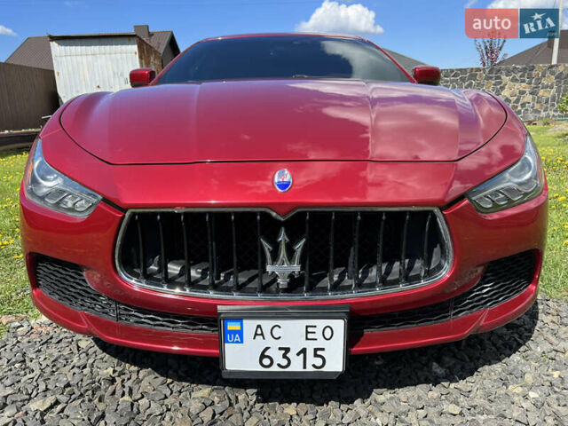 Красный Мазерати Гибли, объемом двигателя 2.98 л и пробегом 70 тыс. км за 17900 $, фото 6 на Automoto.ua