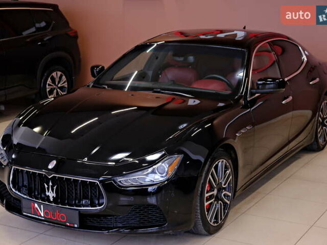 Мазерати Гибли, объемом двигателя 2.98 л и пробегом 101 тыс. км за 17900 $, фото 2 на Automoto.ua