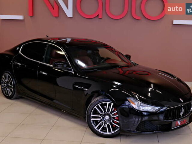 Мазерати Гибли, объемом двигателя 2.98 л и пробегом 101 тыс. км за 17900 $, фото 4 на Automoto.ua