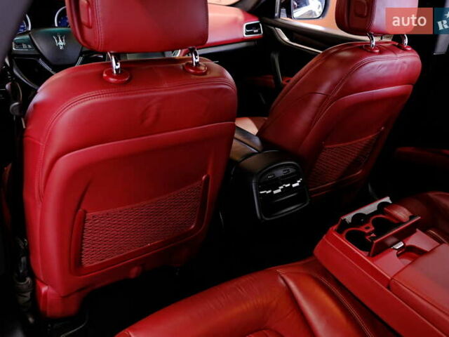 Мазерати Гибли, объемом двигателя 2.98 л и пробегом 101 тыс. км за 17900 $, фото 34 на Automoto.ua