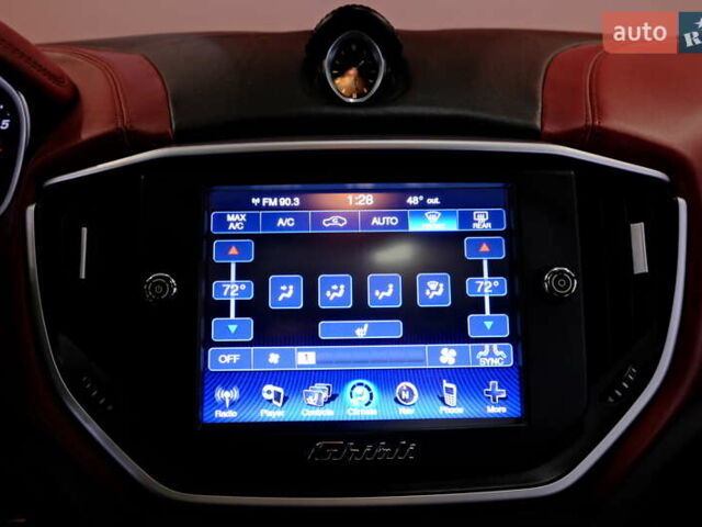 Мазерати Гибли, объемом двигателя 2.98 л и пробегом 101 тыс. км за 17900 $, фото 25 на Automoto.ua