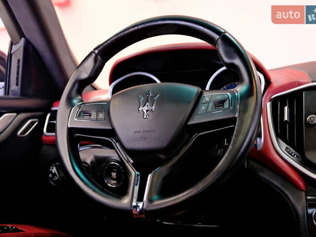 Мазерати Гибли, объемом двигателя 2.98 л и пробегом 101 тыс. км за 17900 $, фото 46 на Automoto.ua