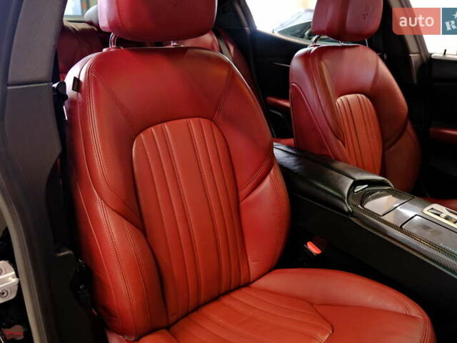 Мазерати Гибли, объемом двигателя 2.98 л и пробегом 101 тыс. км за 17900 $, фото 42 на Automoto.ua