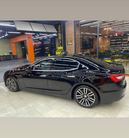 Мазерати Гибли, объемом двигателя 2.98 л и пробегом 100 тыс. км за 17500 $, фото 6 на Automoto.ua