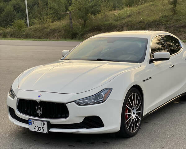 Мазерати Гибли, объемом двигателя 2.98 л и пробегом 61 тыс. км за 24000 $, фото 2 на Automoto.ua