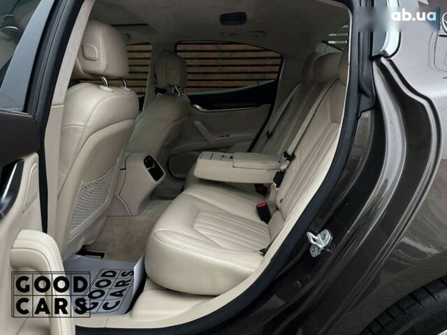 Мазерати Гибли, объемом двигателя 3 л и пробегом 63 тыс. км за 21000 $, фото 25 на Automoto.ua