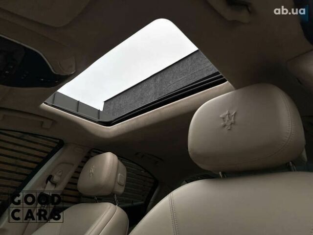 Мазерати Гибли, объемом двигателя 3 л и пробегом 63 тыс. км за 21000 $, фото 22 на Automoto.ua