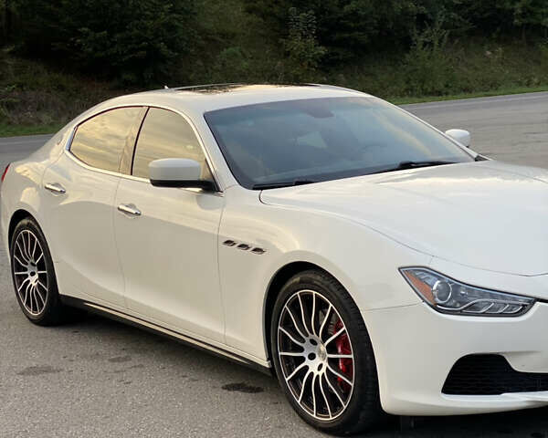 Мазерати Гибли, объемом двигателя 2.98 л и пробегом 61 тыс. км за 24000 $, фото 9 на Automoto.ua