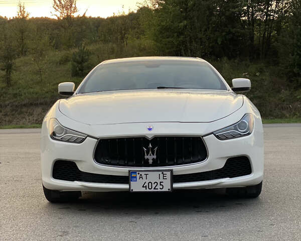 Мазерати Гибли, объемом двигателя 2.98 л и пробегом 61 тыс. км за 24000 $, фото 1 на Automoto.ua