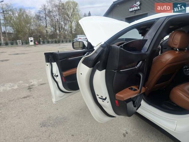 Мазерати Гибли, объемом двигателя 3 л и пробегом 125 тыс. км за 28000 $, фото 9 на Automoto.ua