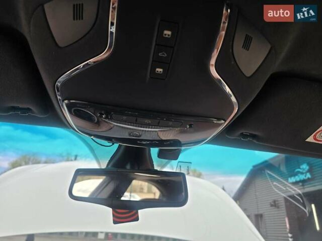 Мазерати Гибли, объемом двигателя 3 л и пробегом 125 тыс. км за 28000 $, фото 11 на Automoto.ua