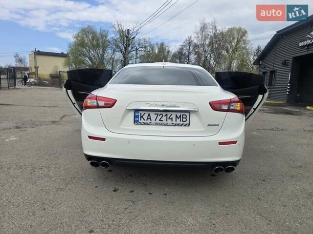 Мазерати Гибли, объемом двигателя 3 л и пробегом 125 тыс. км за 28000 $, фото 22 на Automoto.ua