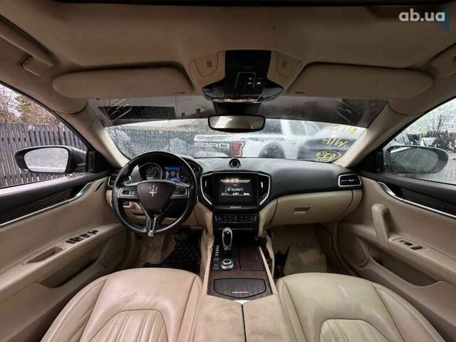 Мазерати Гибли, объемом двигателя 3 л и пробегом 96 тыс. км за 10300 $, фото 9 на Automoto.ua