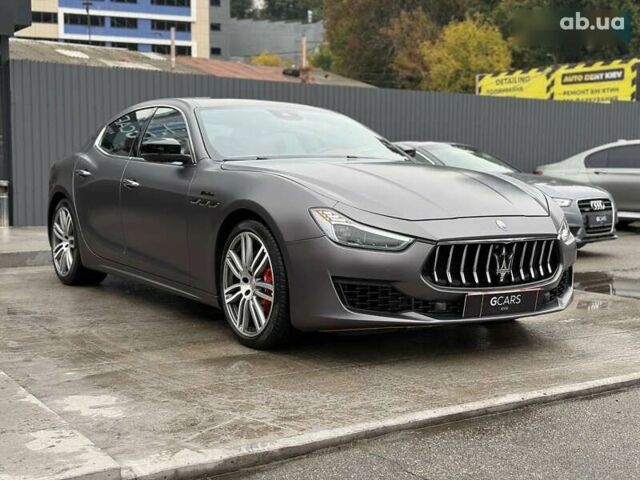 Мазерати Гибли, объемом двигателя 3 л и пробегом 110 тыс. км за 39900 $, фото 2 на Automoto.ua